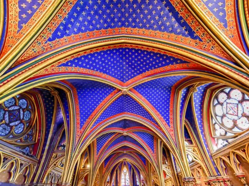 What makes Paris worth visiting - Sainte-Chapelle, ceiling of the lower chapel