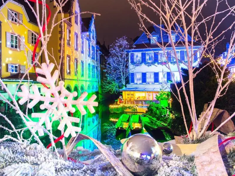 Light effects in Christmas in Colmar