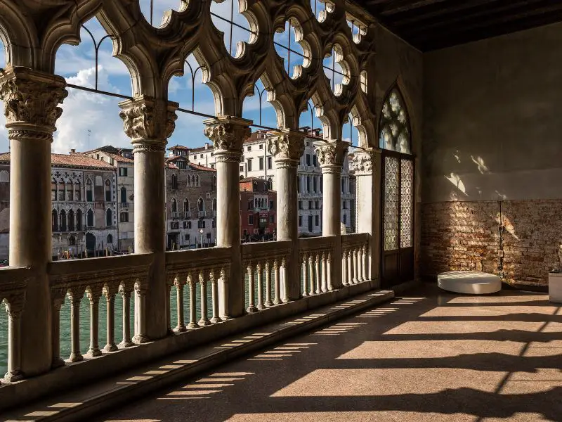 Beautiful Building in Venice, Ca' d'Oro balcony