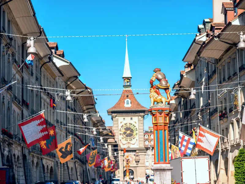 10 Things to do in Bern, Switzerland_ Zytglogge & Simsonbrunnen